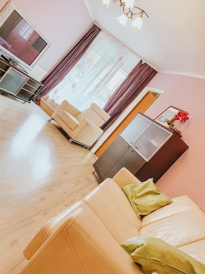 Citycenter+terrace+parking * Wien
